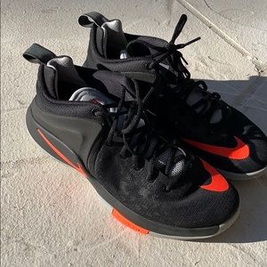 Nike LeBron Zoom. Size 8.5.